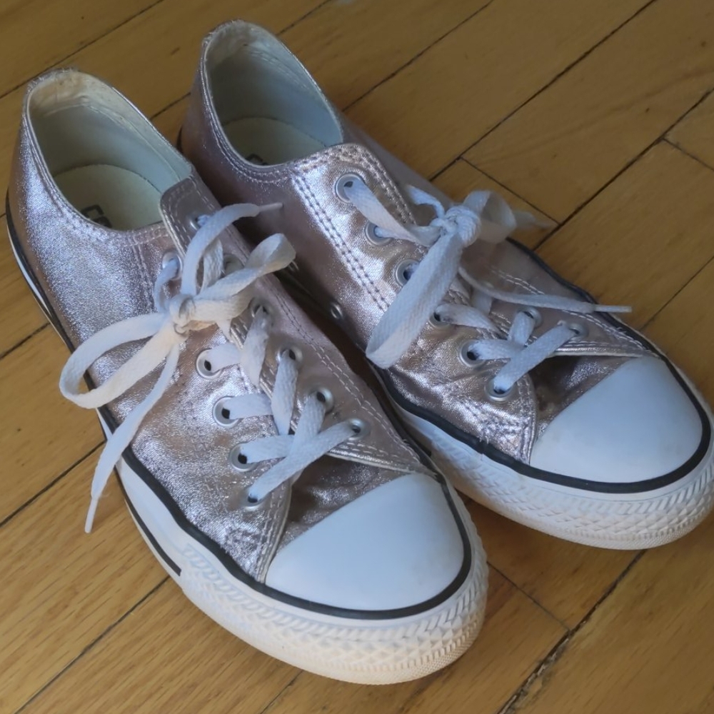 Metallic Pink Converse